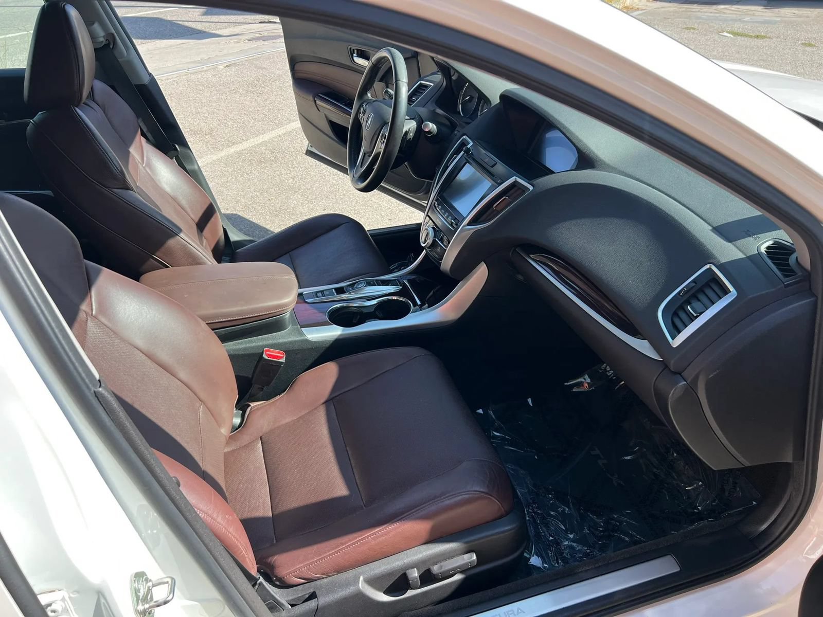 Used 2015 Acura TLX w/ Technology Package FWD image 10
