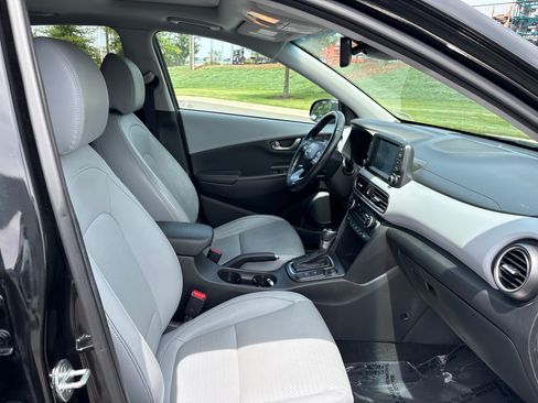 Used 2019 Hyundai Kona Limited AWD/4WD image 25