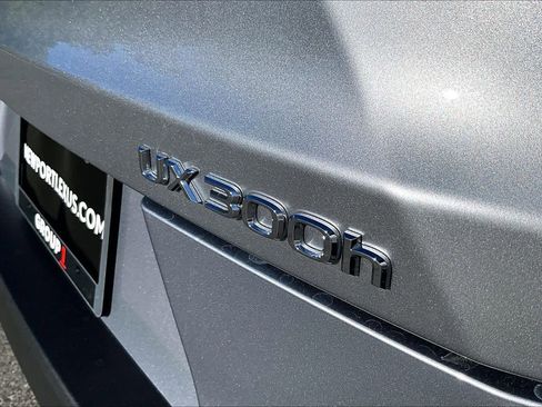 New 2026 Lexus UX 300h FWD image 8