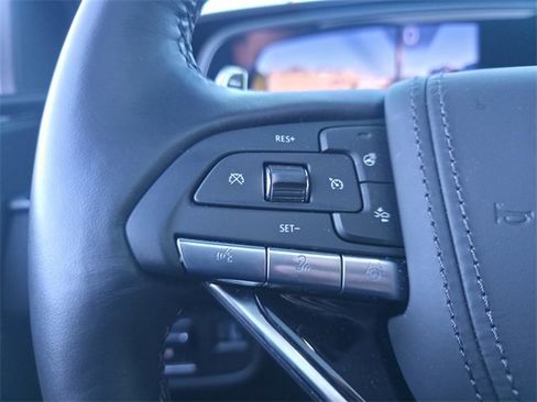 Used 2024 Cadillac Escalade V w/ LPO, ONYX Package image 16