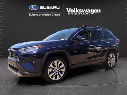 Used 2020 Toyota RAV4 Limited w/ Limited Grade Weather Package AWD/4WD image 4