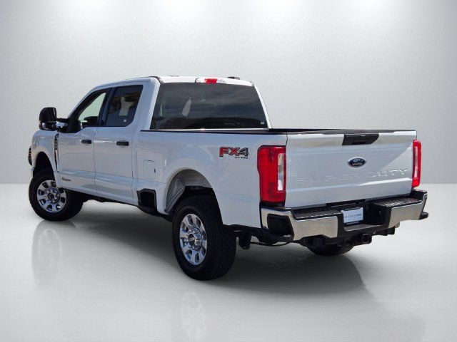 Used 2024 Ford F250 XLT w/ FX4 Off-Road Package AWD/4WD image 6