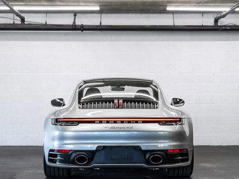 Used 2024 Porsche 911 Carrera 4S image 4