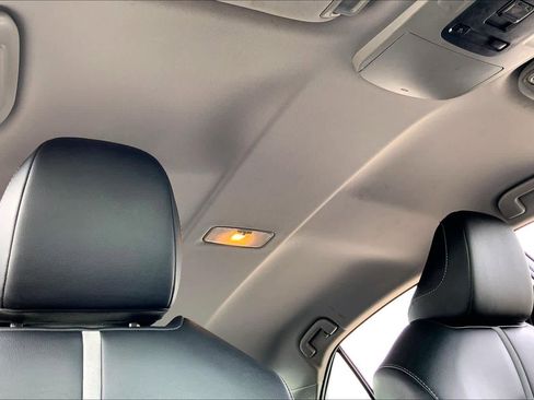 Used 2024 Toyota Camry SE image 13