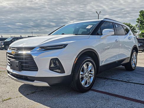Used 2020 Chevrolet Blazer LT FWD image 3
