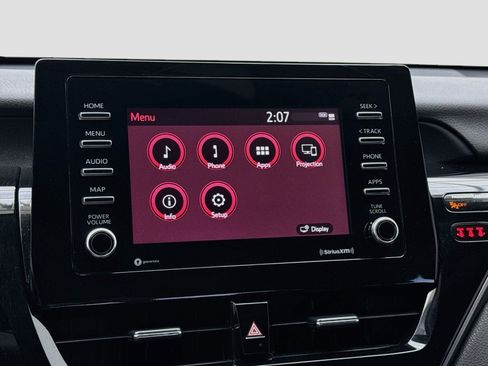 Used 2023 Toyota Camry LE FWD image 9
