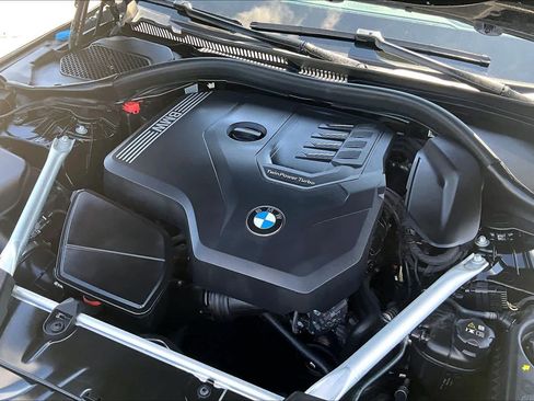 Used 2023 BMW 530i w/ Premium Package RWD image 31