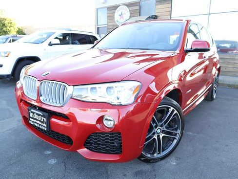 Used 2017 BMW X3 xDrive28i AWD/4WD image 2
