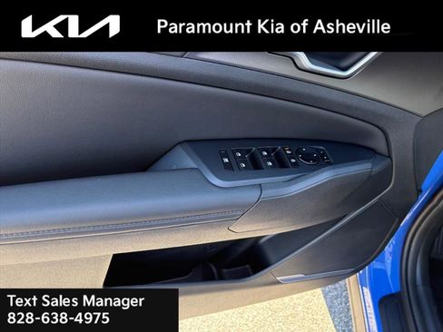New 2026 Kia Sportage EX image 25