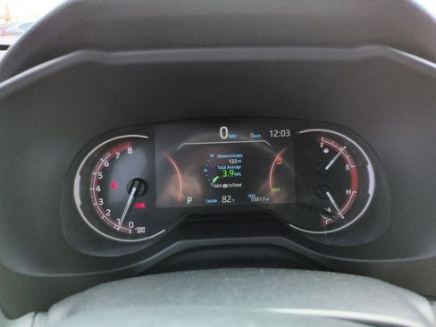 Used 2023 Toyota RAV4 XLE image 15