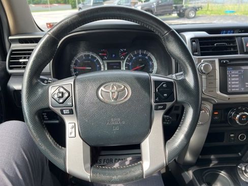 Used 2018 Toyota 4Runner SR5 image 16