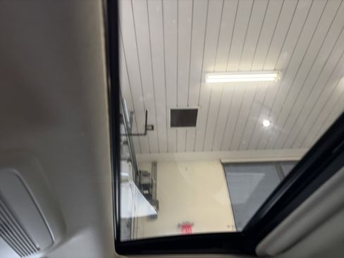 Used 2022 MAZDA CX-30 AWD 2.5 S w/ Preferred Package image 32