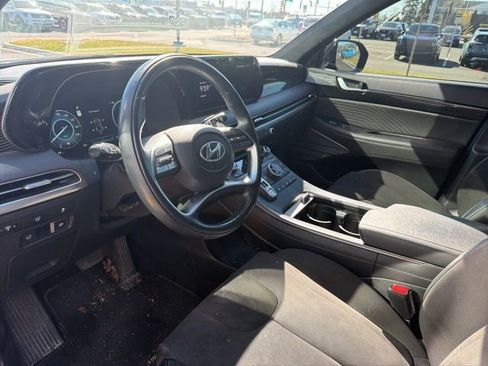 Used 2024 Hyundai Palisade Calligraphy image 21