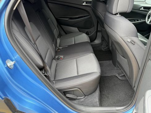 Used 2017 Hyundai Tucson SE AWD/4WD image 16