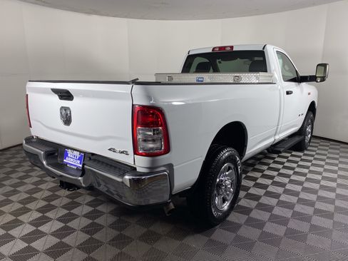 Used 2020 RAM 2500 Tradesman w/ Chrome Appearance Group AWD/4WD image 5