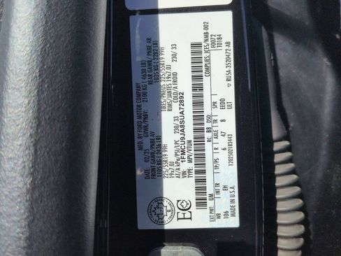 Used 2025 Ford Escape Platinum AWD/4WD image 27