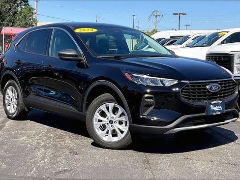 Certified 2024 Ford Escape Active AWD/4WD image 35
