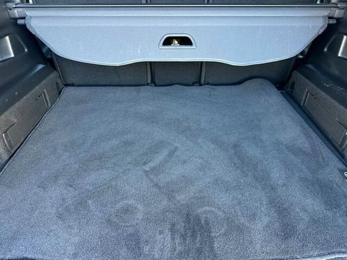 Certified 2024 Mercedes-Benz GLB 250 4MATIC w/ Exclusive Package image 19