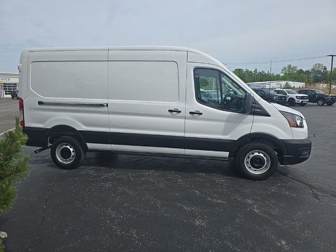 Used 2025 Ford Transit 250 148 Medium Roof RWD image 8