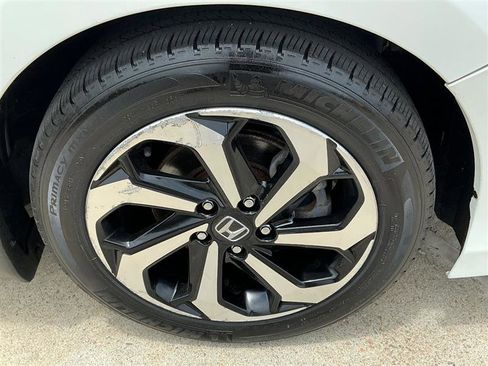 Used 2017 Honda Accord EX-L image 23
