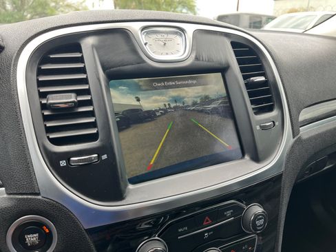 Used 2020 Chrysler 300 Touring w/ Sport Appearance Package RWD image 22