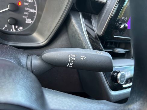 Certified 2025 Toyota Corolla LE FWD image 21