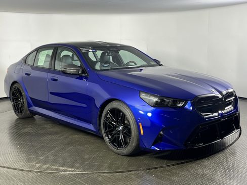 Certified 2025 BMW M5 w/ Carbon Package image 2