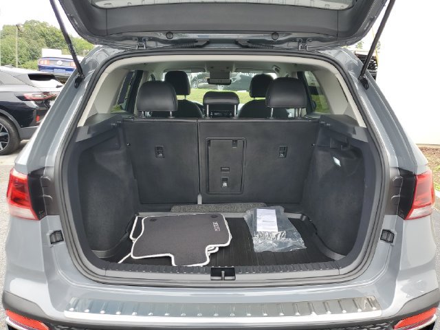 Certified 2024 Volkswagen Taos SE FWD image 14