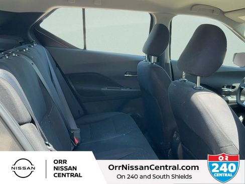 Used 2023 Nissan Kicks SV FWD image 12