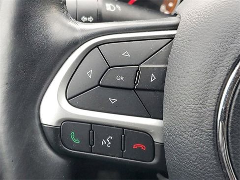 Used 2019 Jeep Compass Altitude image 21