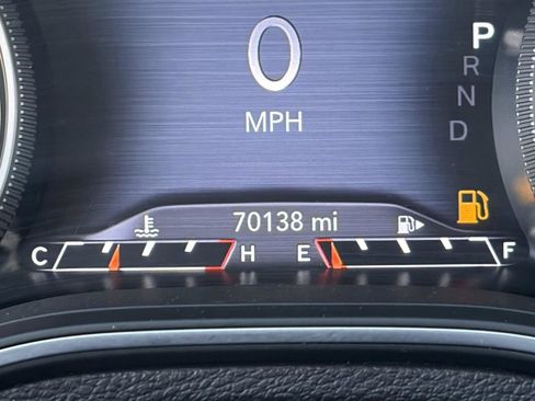 Used 2021 Jeep Cherokee Trailhawk AWD/4WD image 33