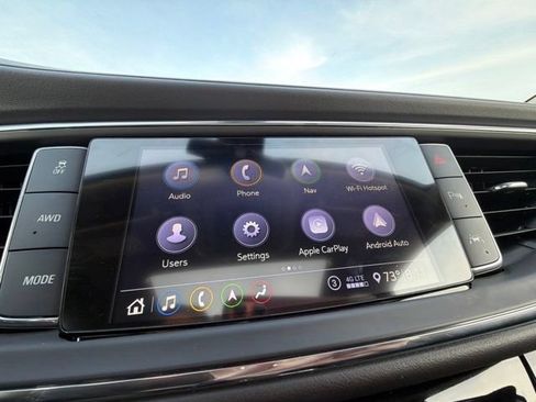 Used 2021 Buick Enclave Avenir w/ Avenir Technology Package AWD/4WD image 18