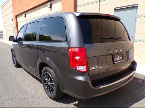 Used 2019 Dodge Grand Caravan GT FWD image 6