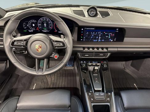 Certified 2026 Porsche 911 Targa 4 GTS AWD/4WD image 29