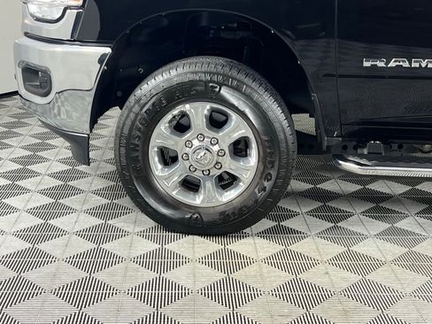 Used 2024 RAM 2500 Big Horn w/ Bed Utility Group image 10
