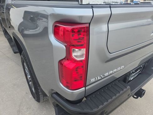 Used 2025 Chevrolet Silverado 2500 Custom w/ Custom Value Package image 31