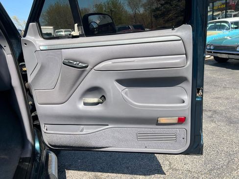 Used 1994 Ford F150 XL image 18