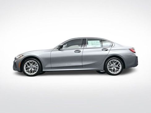 New 2026 BMW 330i xDrive Sedan w/ Premium Package image 32