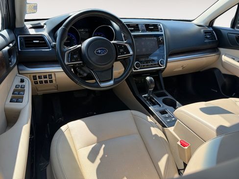 Used 2018 Subaru Outback 2.5i Limited AWD/4WD image 15