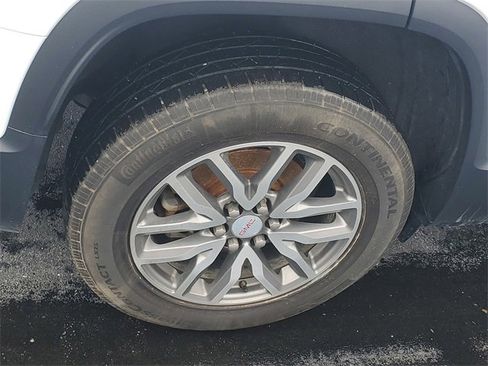Used 2019 GMC Acadia SLE w/ LPO, Floor Liner Package image 5
