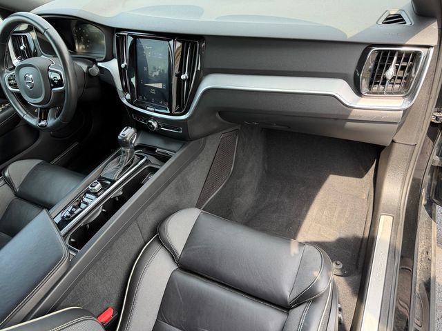 Used 2019 Volvo S60 T6 R-Design AWD/4WD image 20