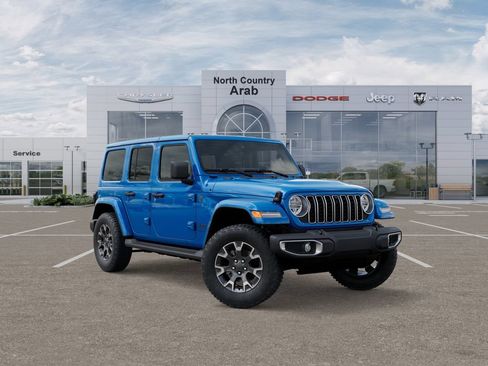 Used 2025 Jeep Wrangler Unlimited Sahara w/ Safety Group AWD/4WD image 5
