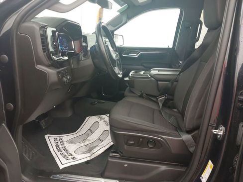 Used 2023 Chevrolet Silverado 1500 LT image 3