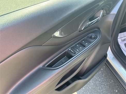 Certified 2022 Buick Encore Preferred w/ Safety Package image 23