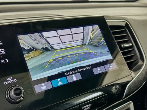 Used 2021 Honda Pilot Touring image 19