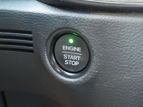 Used 2019 Ford Ranger Lariat w/ Equipment Group 501A Mid image 9