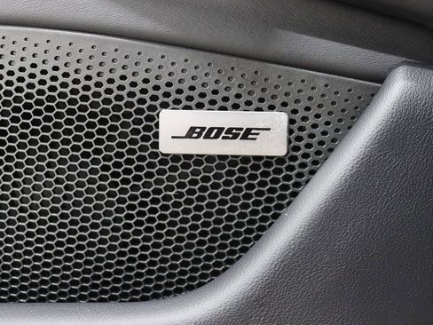 Used 2024 Porsche Taycan 4S image 40