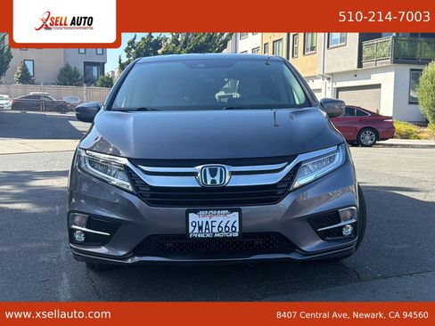 Used 2018 Honda Odyssey Elite image 2