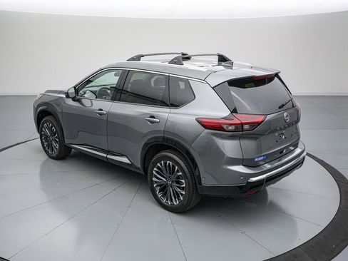 Used 2025 Nissan Rogue Platinum AWD/4WD image 7