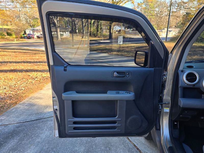 Used 2004 Honda Element EX image 20